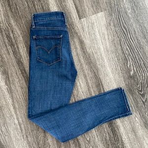 Levi High Rise Skinny